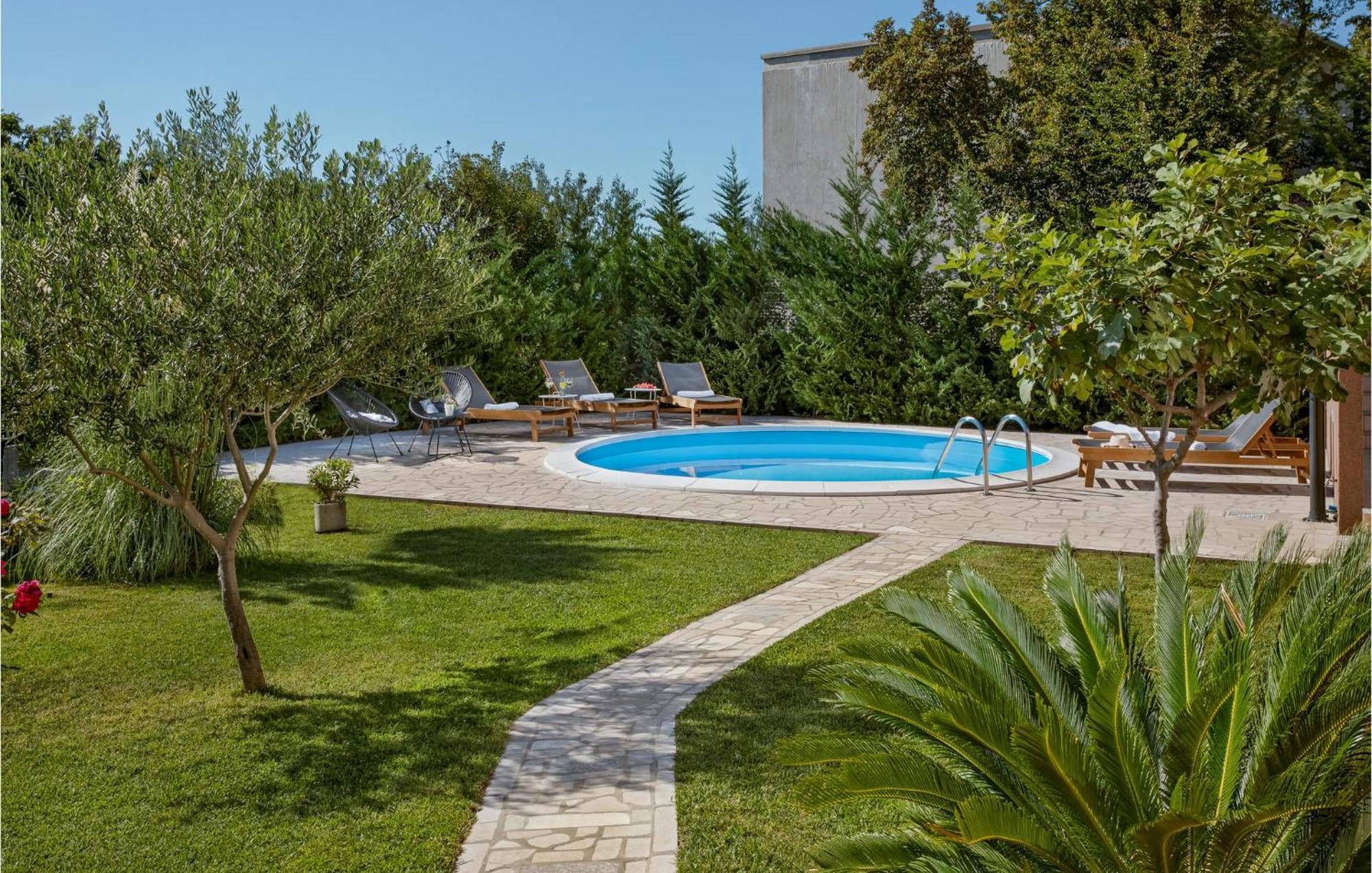 Nice Home In Jadranovo With Outdoor Swimming Pool Exterior foto